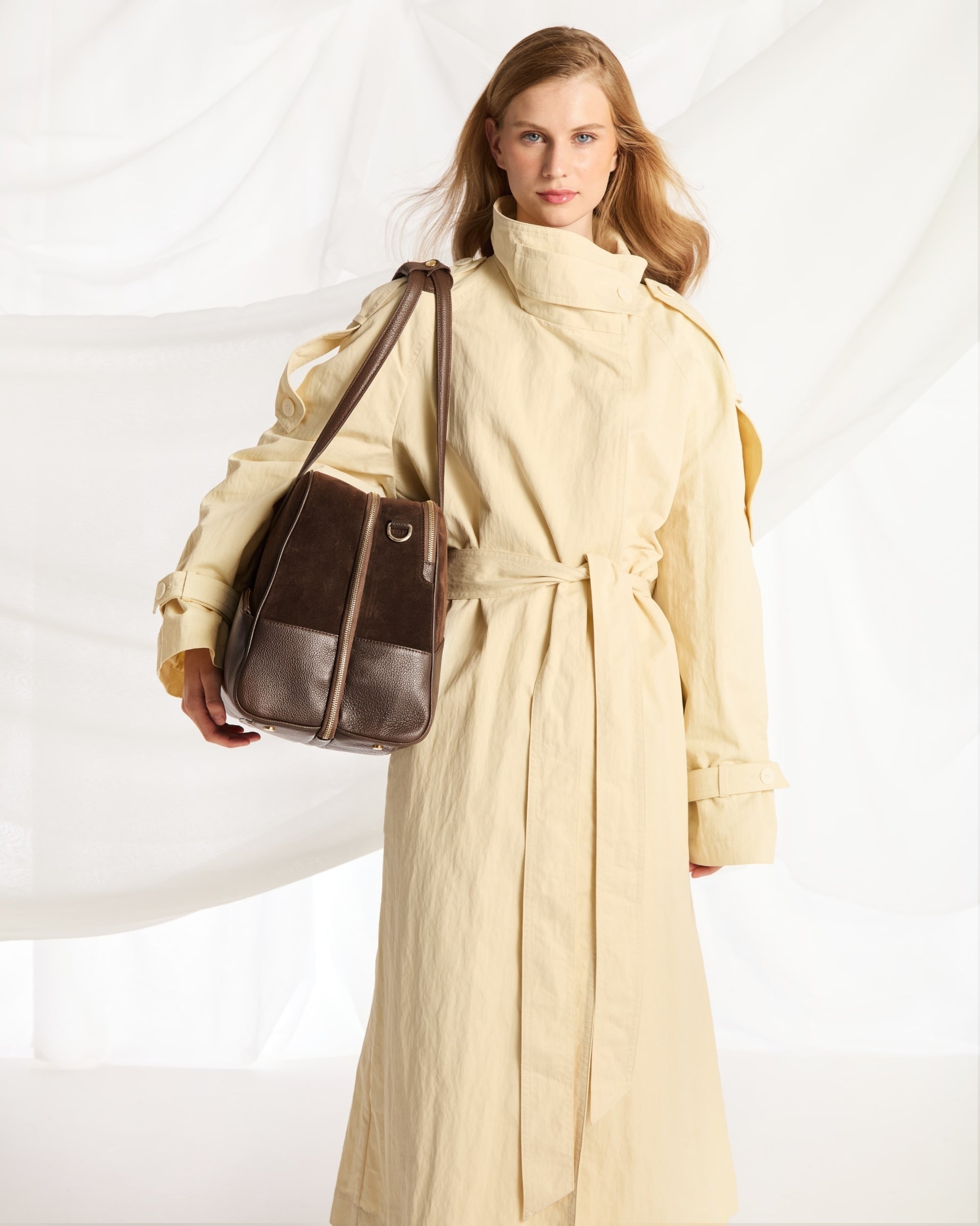 24 Hour Suitcase – Mocha Gold/Suede | BY BANOO