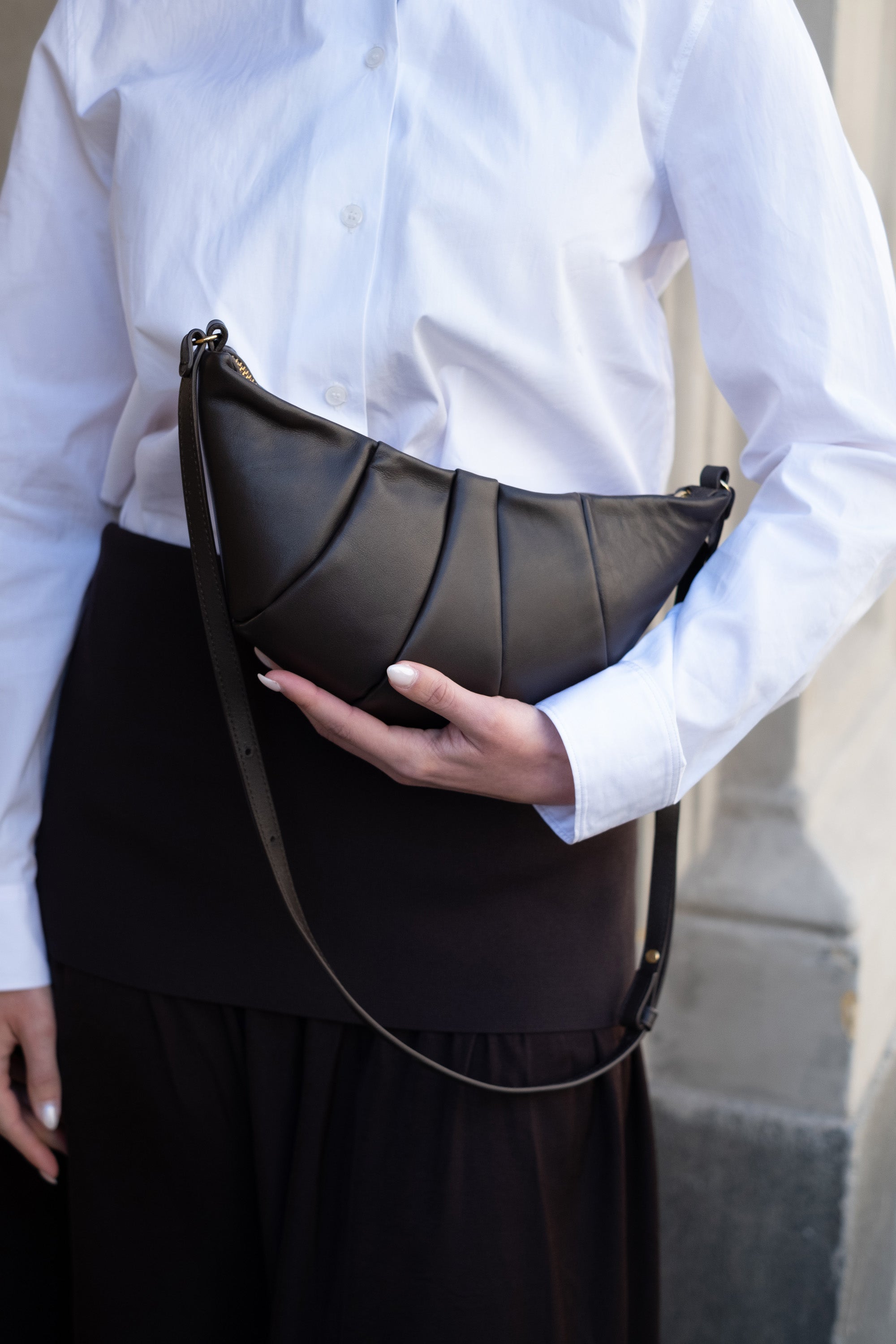 Croissant Bag - Mocha/Gold