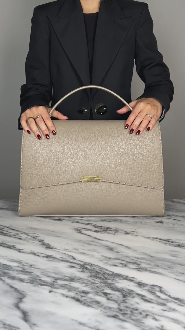 Leather Signature Briefcase - The Ultimate Work Bag
